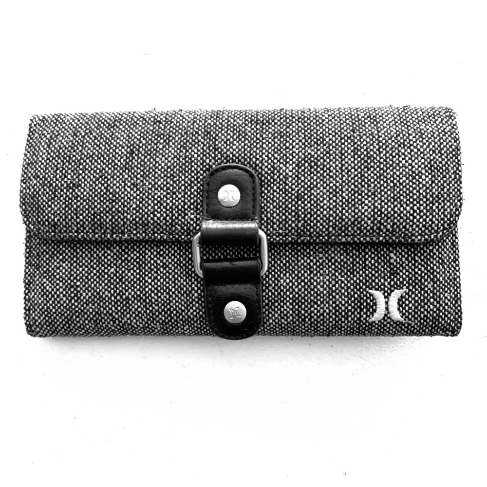 Hurley wallet